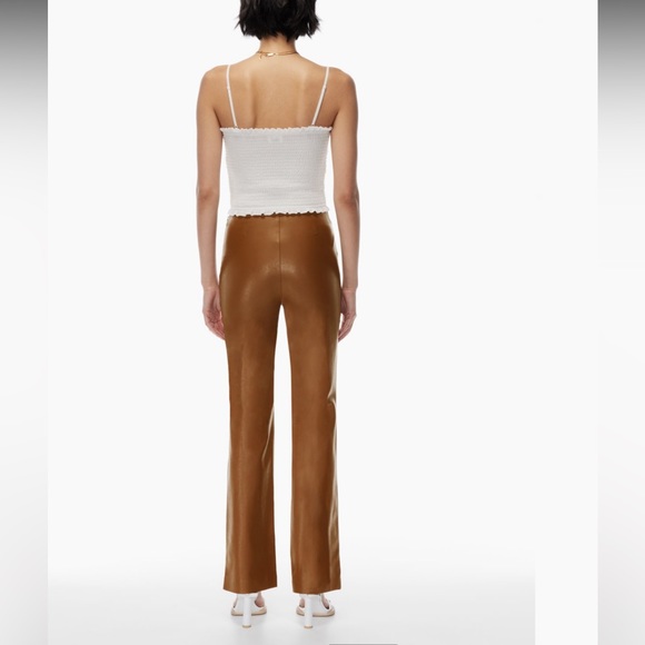 • Aritzia / Wilfred • Women’s Elaine Pant High-waisted, flared Vegan Leather 6 - Picture 2 of 7